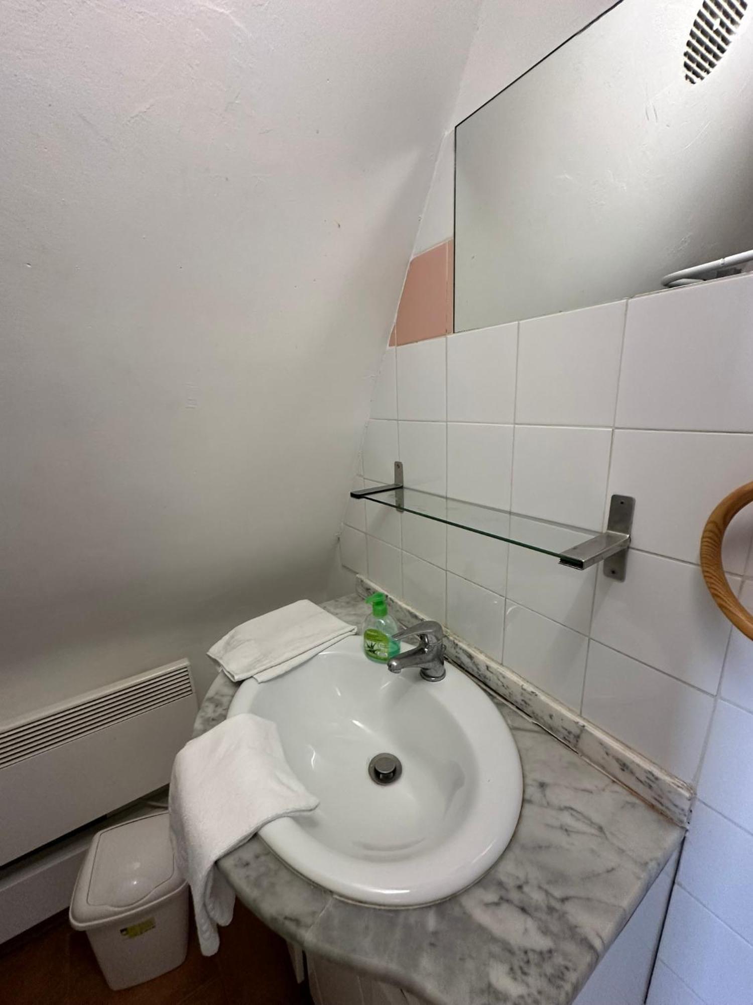Apartment Place Plumereau De *